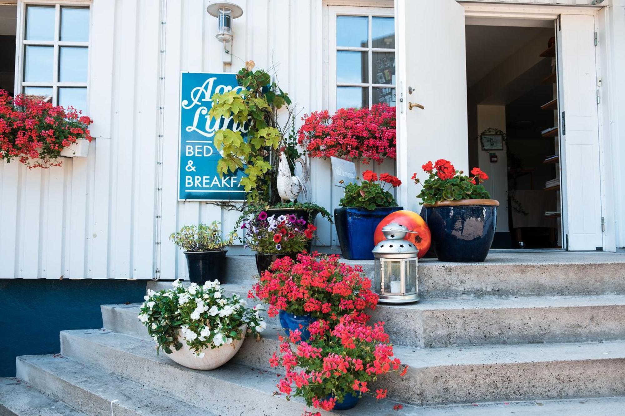 Agda Lund Bed & Breakfast Kivik Exterior photo